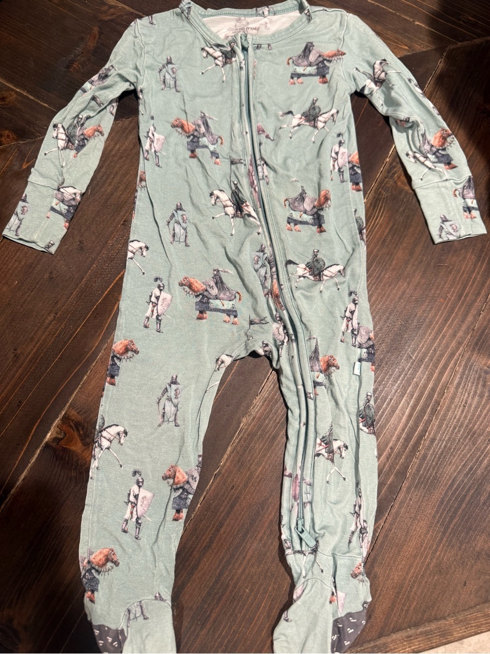 Posh Peanut Bamboo Zippy Wallace knight and horse Size 12/18 Month